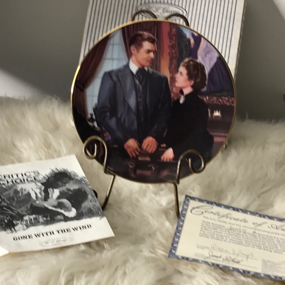 NEW in box 1993 Gone with the Wind plate At Cross Purposes number COA collector